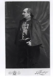 Paul Claudel in uniforme da ambasciatore, Praga, c.1910-11